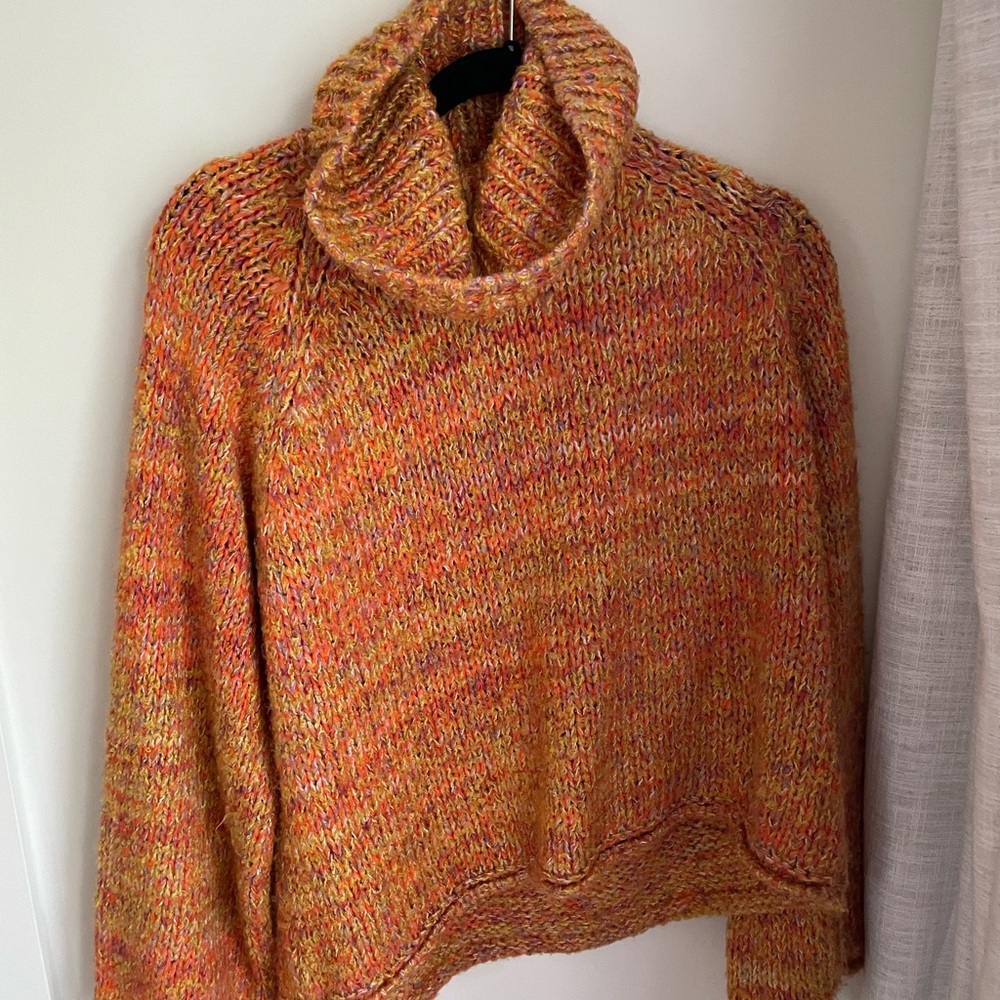 Orange sweater Urban Outfitters